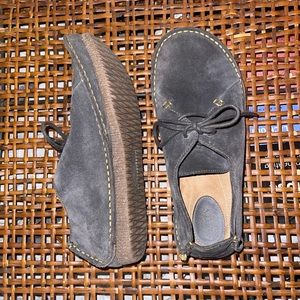 Clarks Janey Mae Gray Suede
